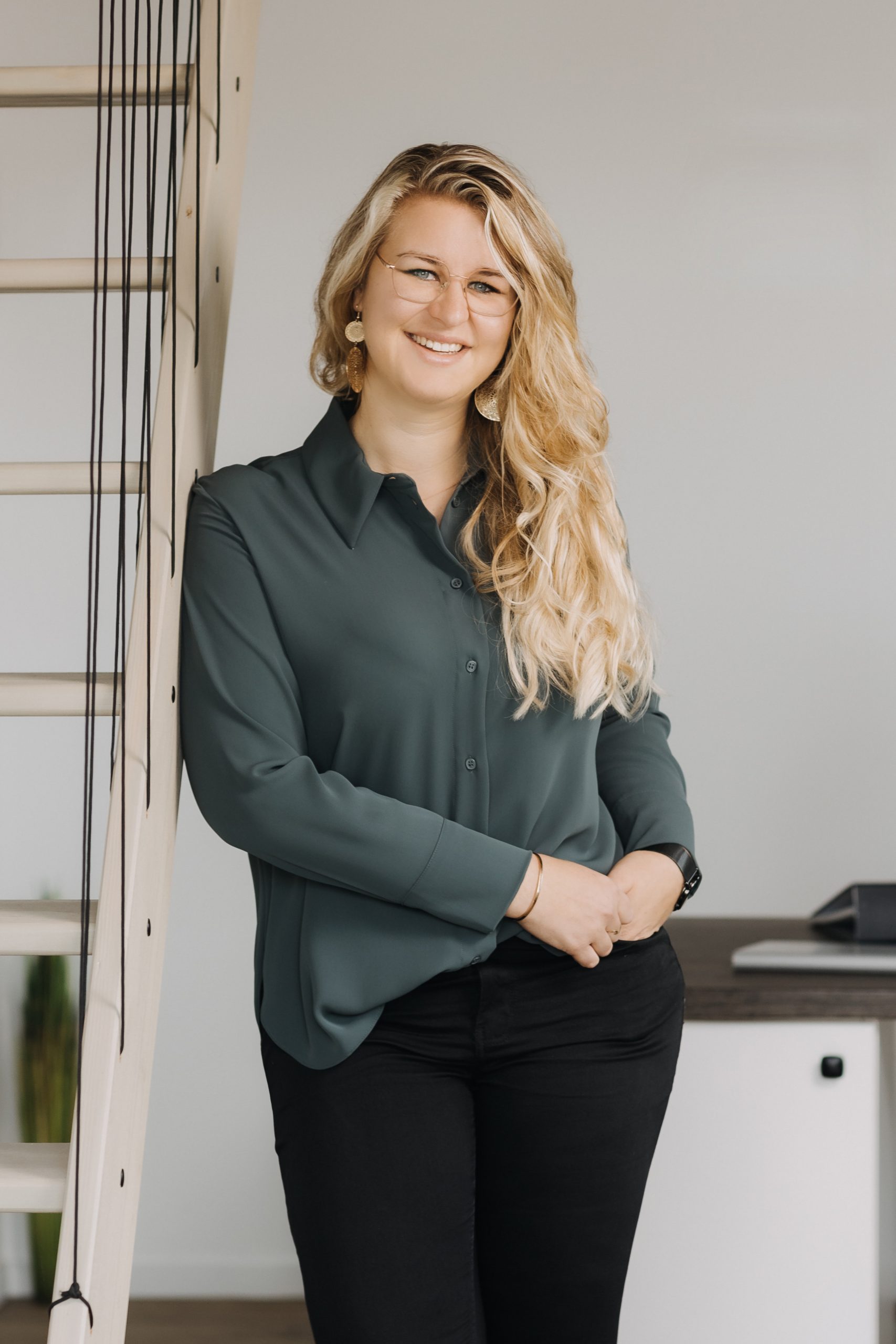 Sandra Massinger, Gründerin und Geschäftsführende Gesellschafterin von HUME’N Finance, einer Finanzberatung in Regensburg